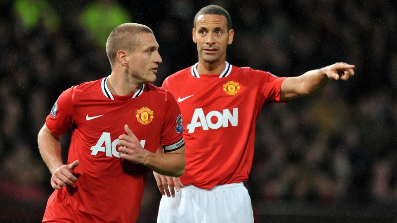 Cặp trung vệ Ferdinand và Vidic khi đó là cặp bài trùng của thế giới bóng đá